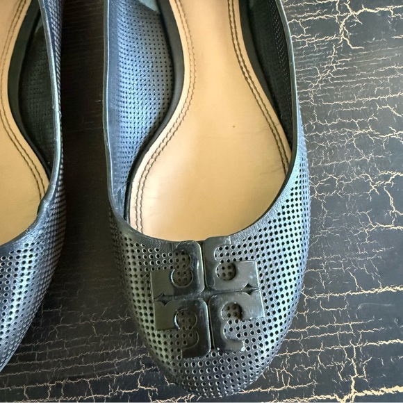 Tory Burch Black Flats with Iconic Medallion - Picture 10 of 14